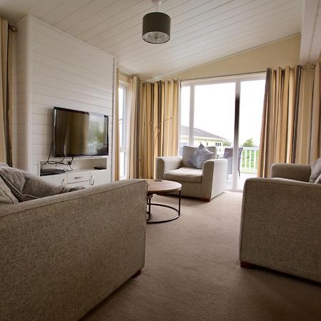 Lovely 3-Bed Cottage In อีลี ภายนอก รูปภาพ